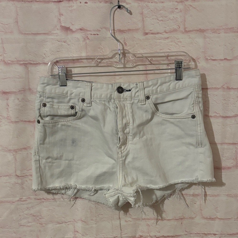 Free People white button fly 2” shorty shorts